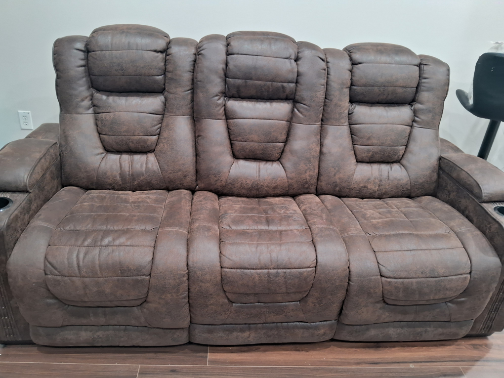 Brown Leather 3-Seat Reclining Sofa