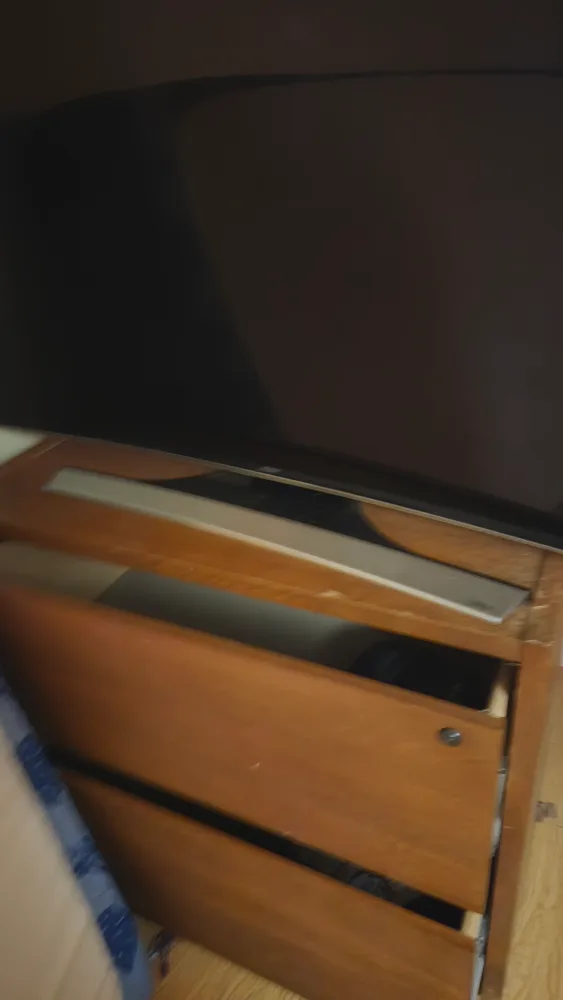 dresser thumbnail