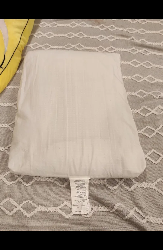 White Pillow thumbnail