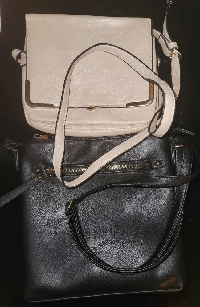 Women's crossbody purses image indicator(2)