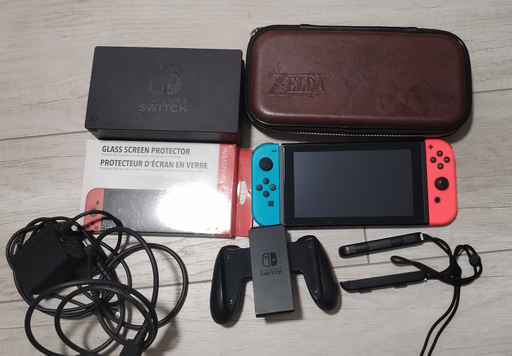 Nintendo Switch Console w/ Accessories - photo 4