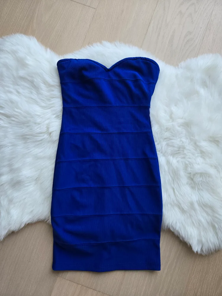 Ardene Blue Strapless Mini Dress - XS thumbnail