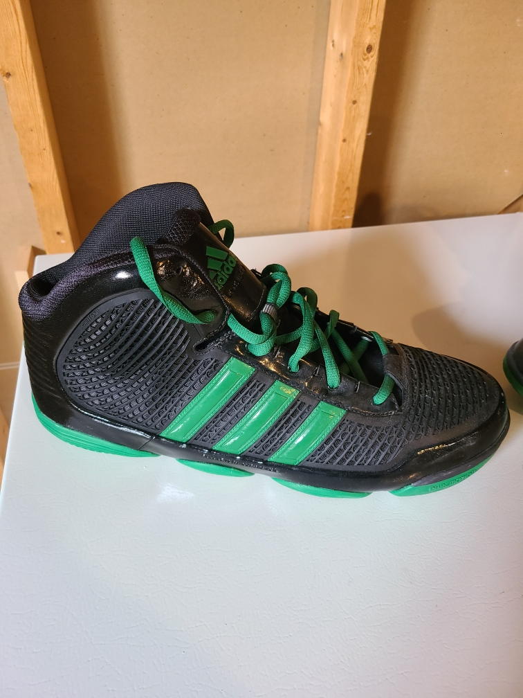 Size 17 - Adidas Basketball Shoes - Black/Green