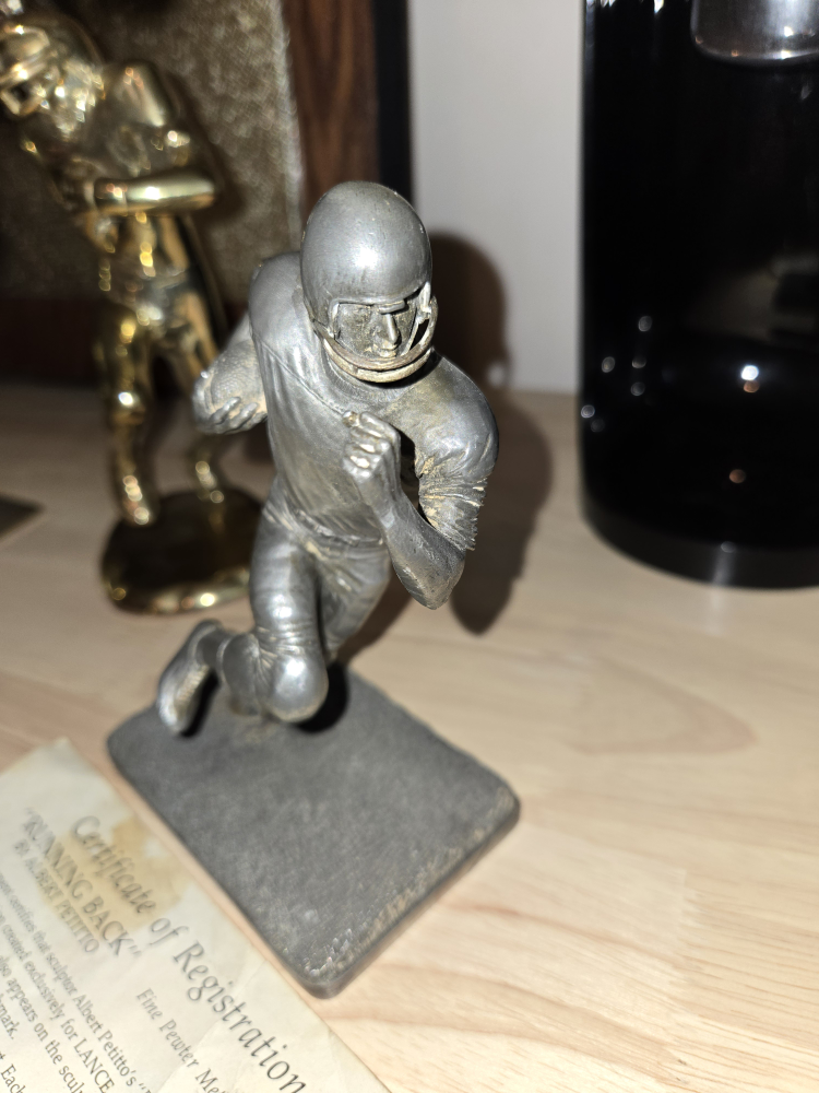 LANCE "Running Back" Pewter Sculpture by Albert Petitto - photo 3