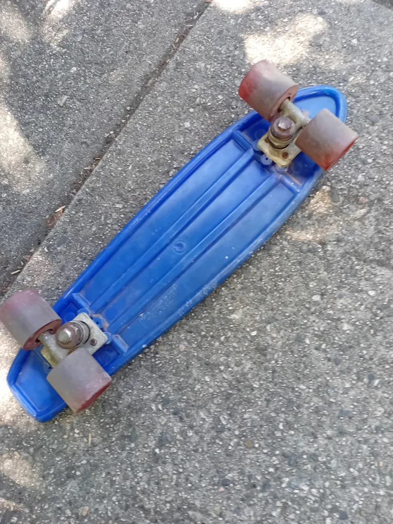 Blue Penny Board Skateboard thumbnail