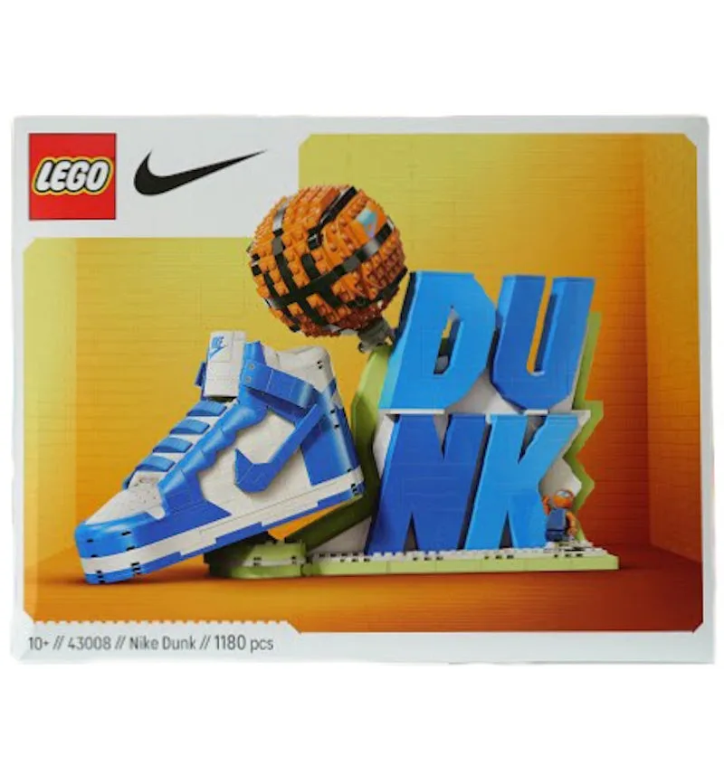 Lego Nike Dunk thumbnail