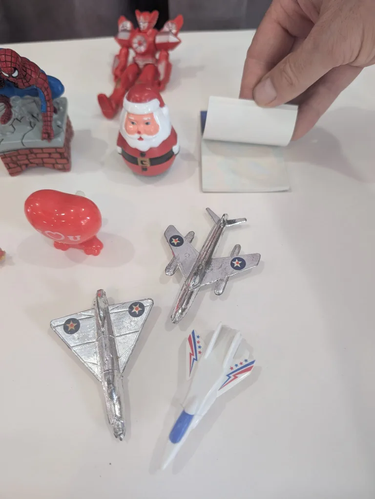 Assorted vintage Toy Figures - 90s / early 2000s image indicator(10)