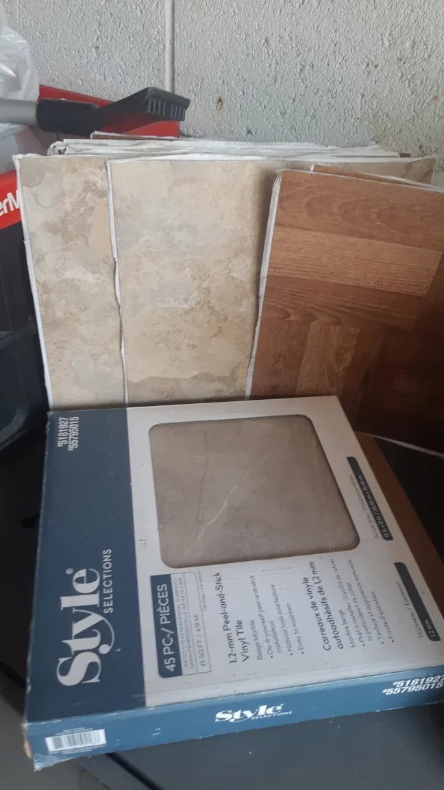 Style Selections Beige Marble Vinyl Tile - 45 Pieces thumbnail