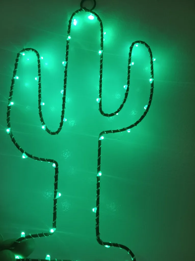 Cactus String Lights - Wall Decor thumbnail