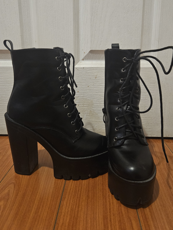 Black Platform Heel Boots