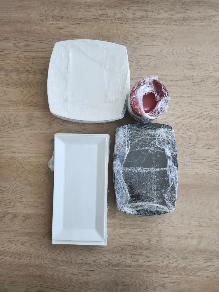 New Plates, Bowls & Dishes Set thumbnail