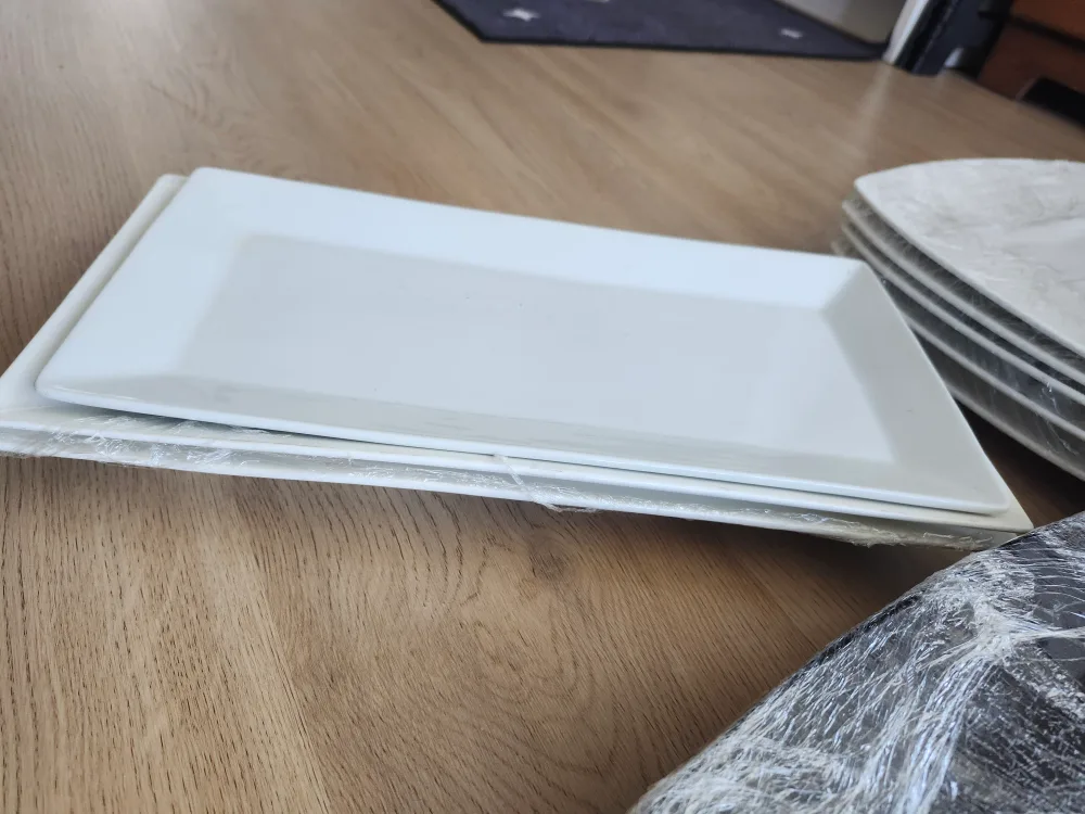 New Plates, Bowls & Dishes Set thumbnail
