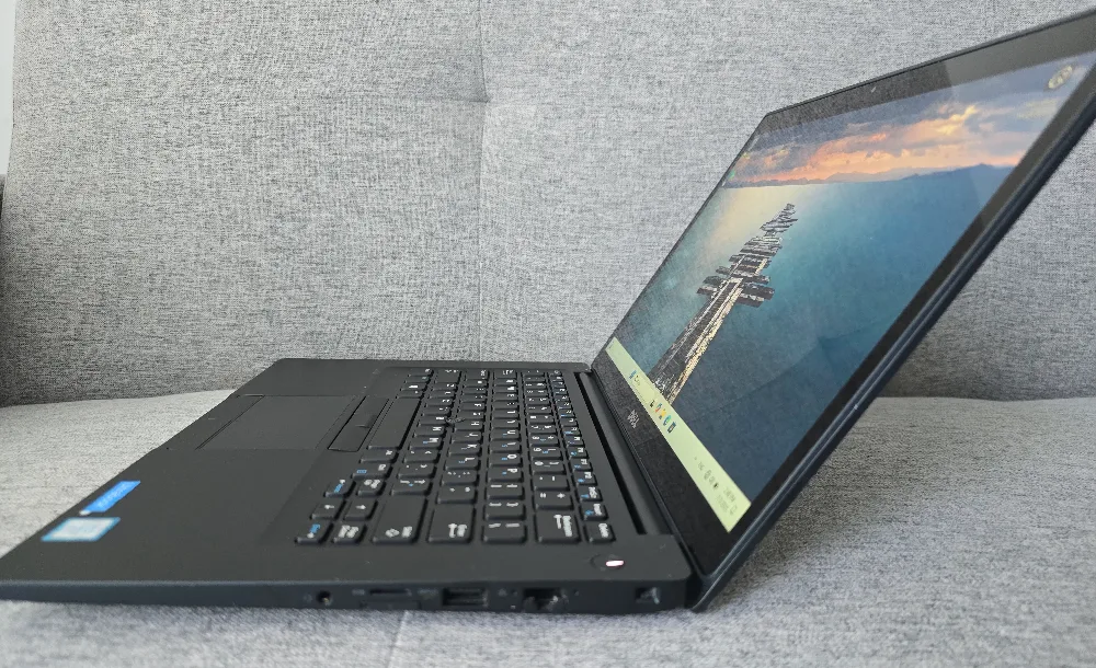 Dell Latitude 7490 Laptop, i5, 16GB RAM, 256Gb SSD, Touch screen image indicator(2)