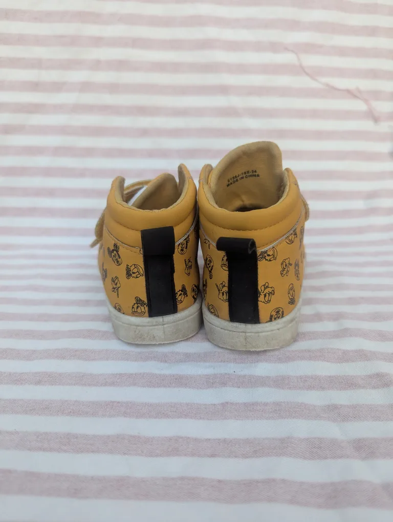 Toddler Combat Boots + Mickey Mouse Yellow Shoes image indicator(8)