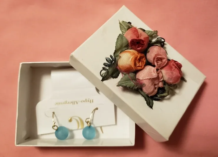 Hypo-Allergenic Blue Drop Earrings thumbnail