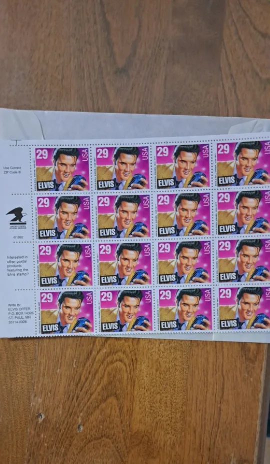 Elvis Presley 29 Cent USA Stamps thumbnail