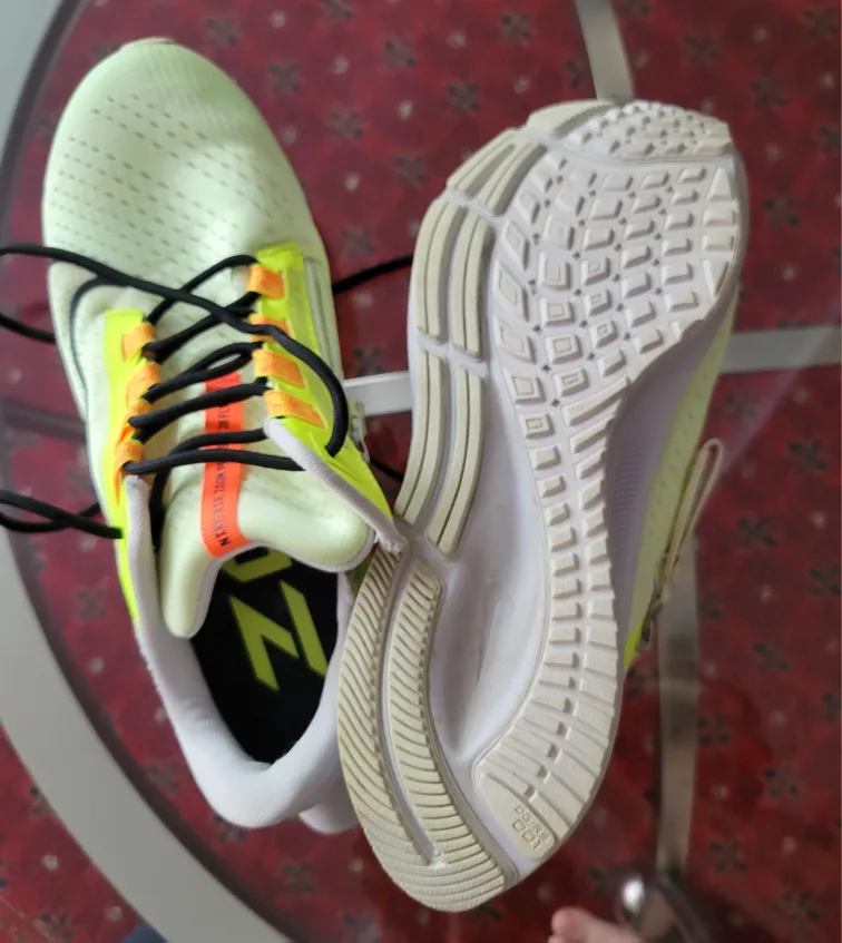 Nike Air Zoom Pegasus 38 FlyEase US 8.5 image indicator(4)