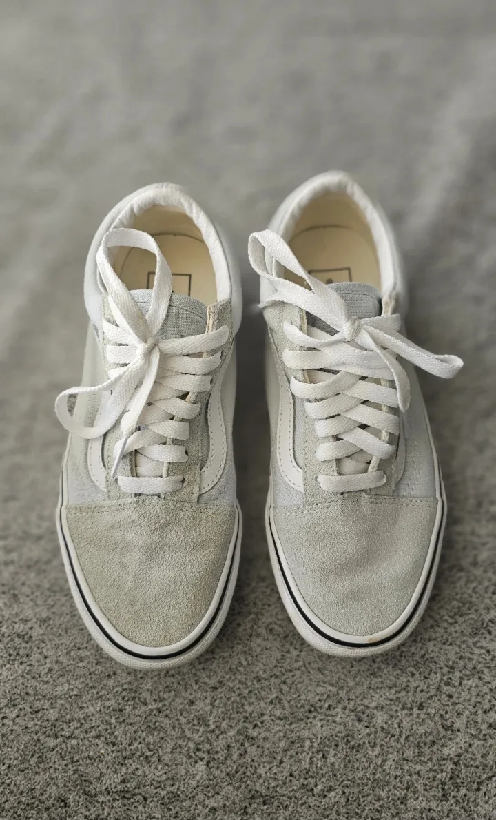 Vans Sneakers thumbnail