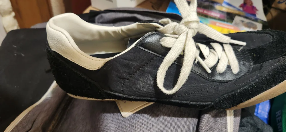 Zara Black Sneakers - Size 40🇨🇦 thumbnail
