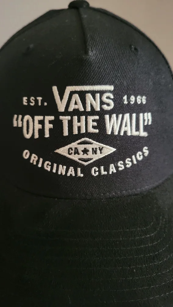 Vans "Off The Wall" Black Hat thumbnail