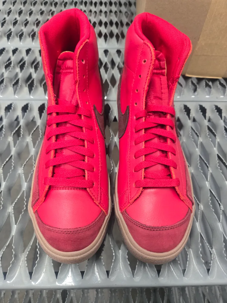 Nike Blazer Mid '77 Red Size 9 thumbnail
