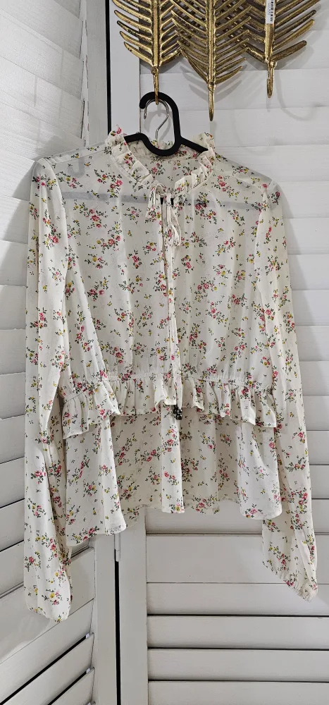 Floral Print Long Sleeve Blouse thumbnail