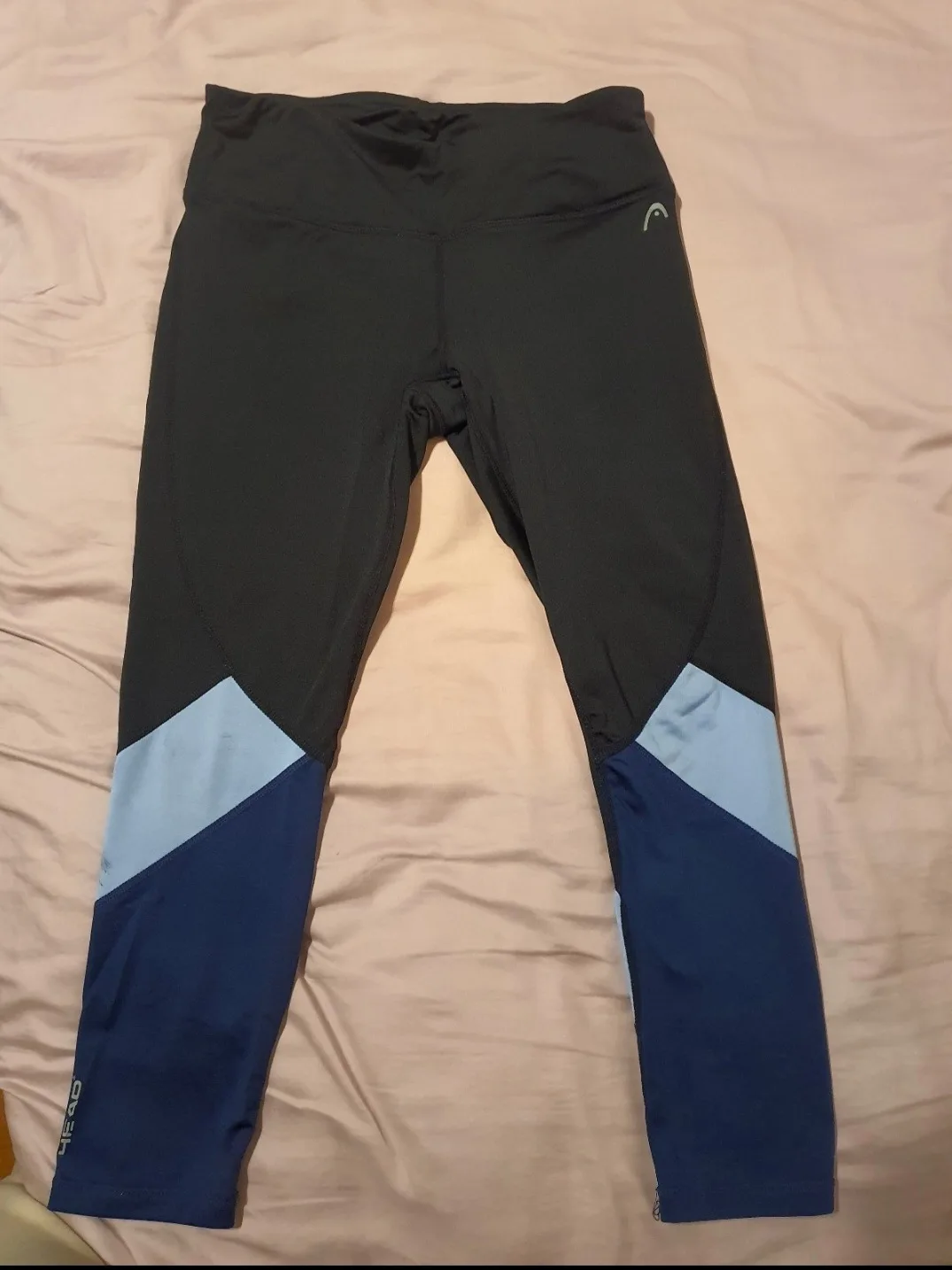 Two Gym Leggings image indicator(3)