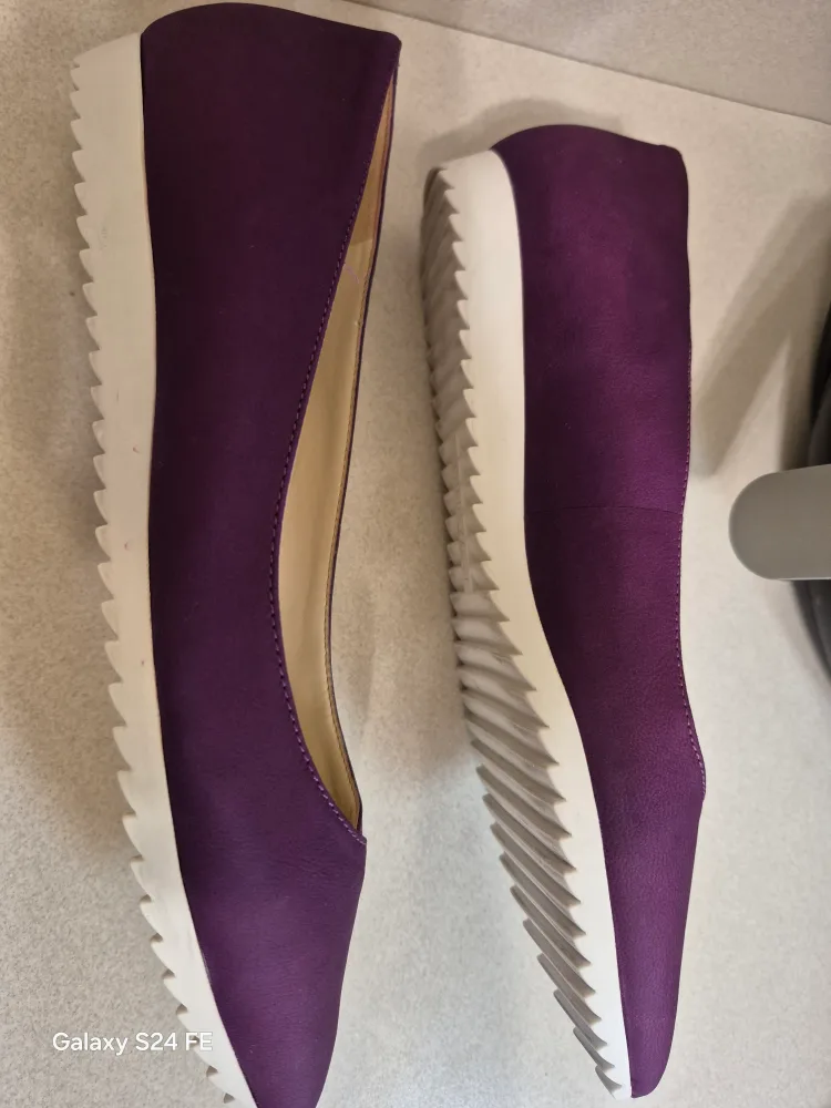 Nine West Purple Flats - Size 8M image indicator(5)
