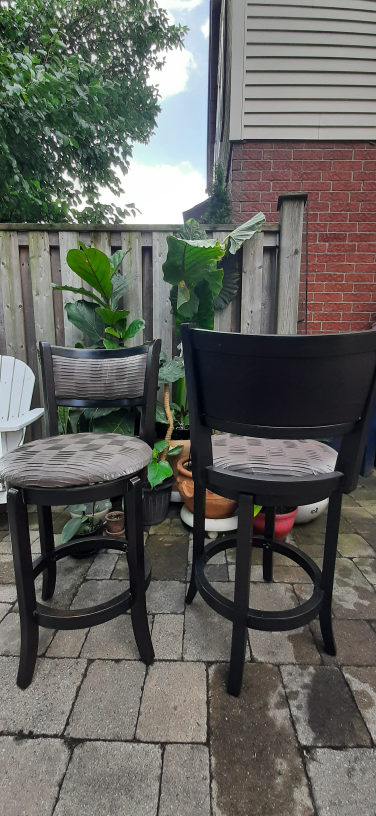 Two Swivel Bar/Counter Stools - photo 2