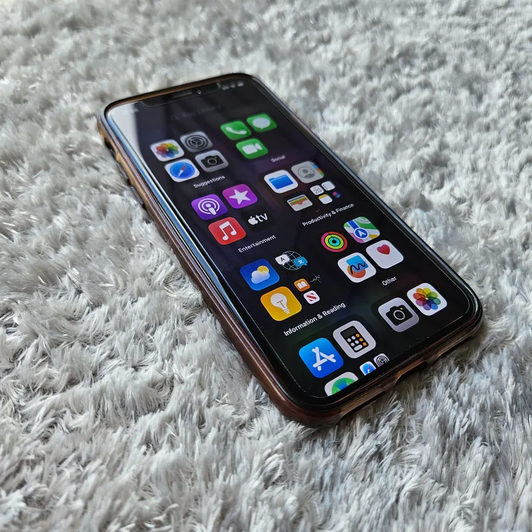 iPhone X 64gb Unlocked image indicator(3)