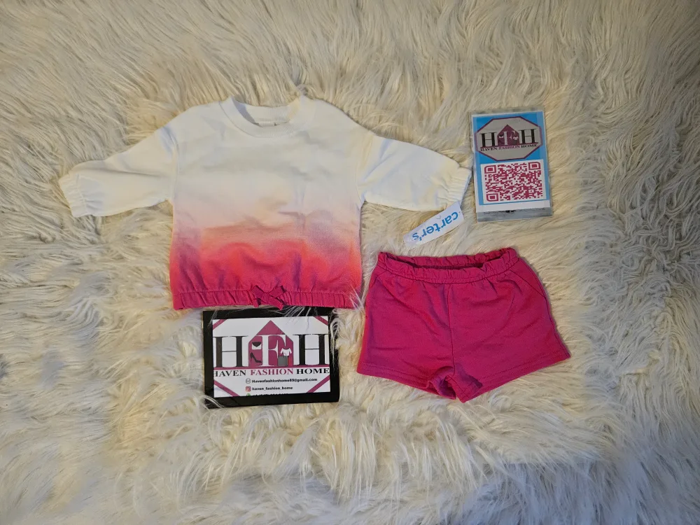 Carter's Baby Outfit - Top & Shorts thumbnail