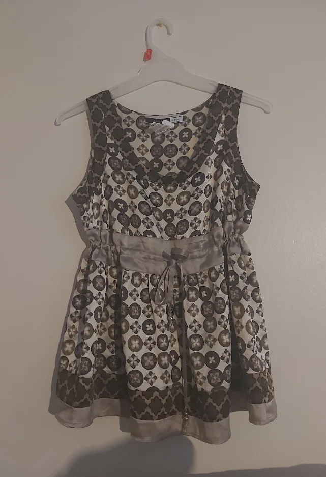 Brown Patterned Sleeveless Top - Size 4 thumbnail