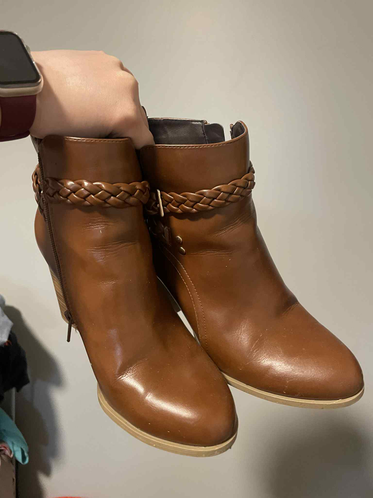 American Eagle Brown Ankle Boots - Size 6 - photo 2