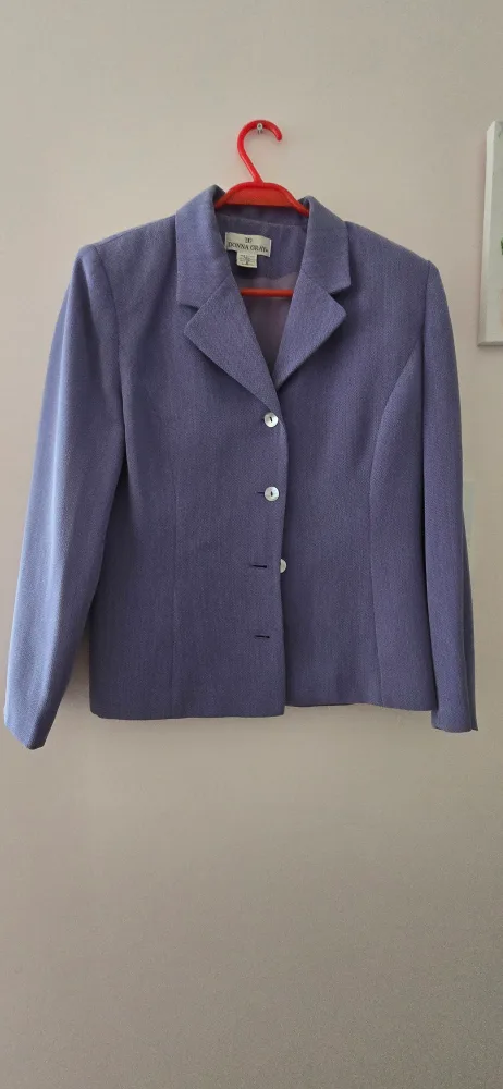 Donna Gray Blazer - Size 6 thumbnail