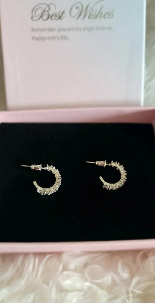 Gold Plated Silver Hoop Earrings - New 🇨🇦 image indicator(3)