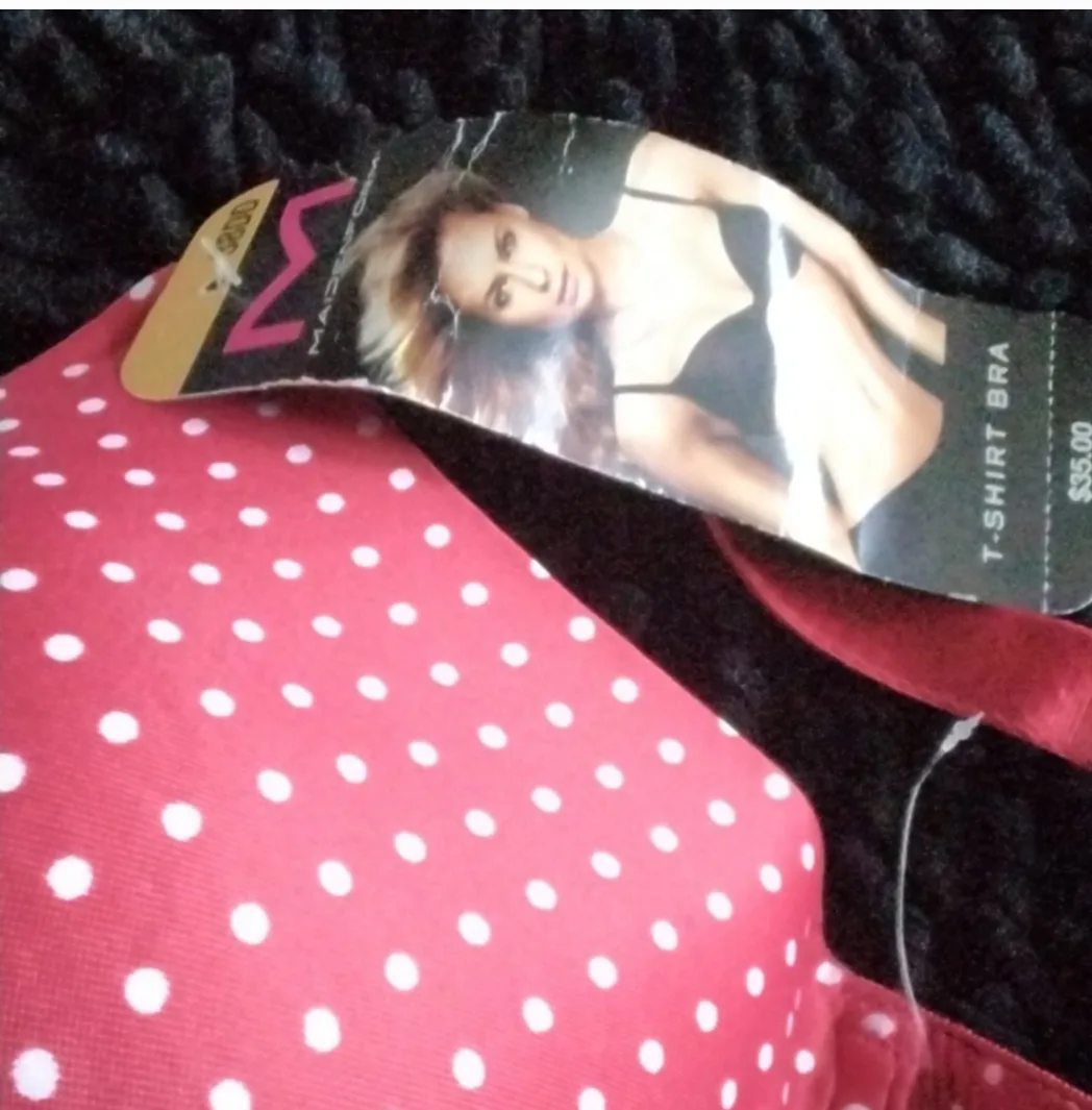 NWT  | MAIDENFORM  | T-SHIRT RED AND WHITE POLKA DOT BRA image indicator(2)