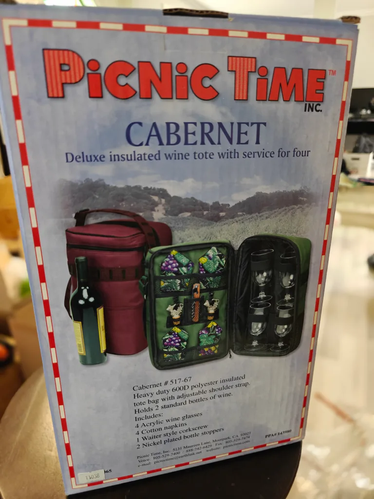 Picnic Time Cabernet Wine Tote - NEW image indicator(3)