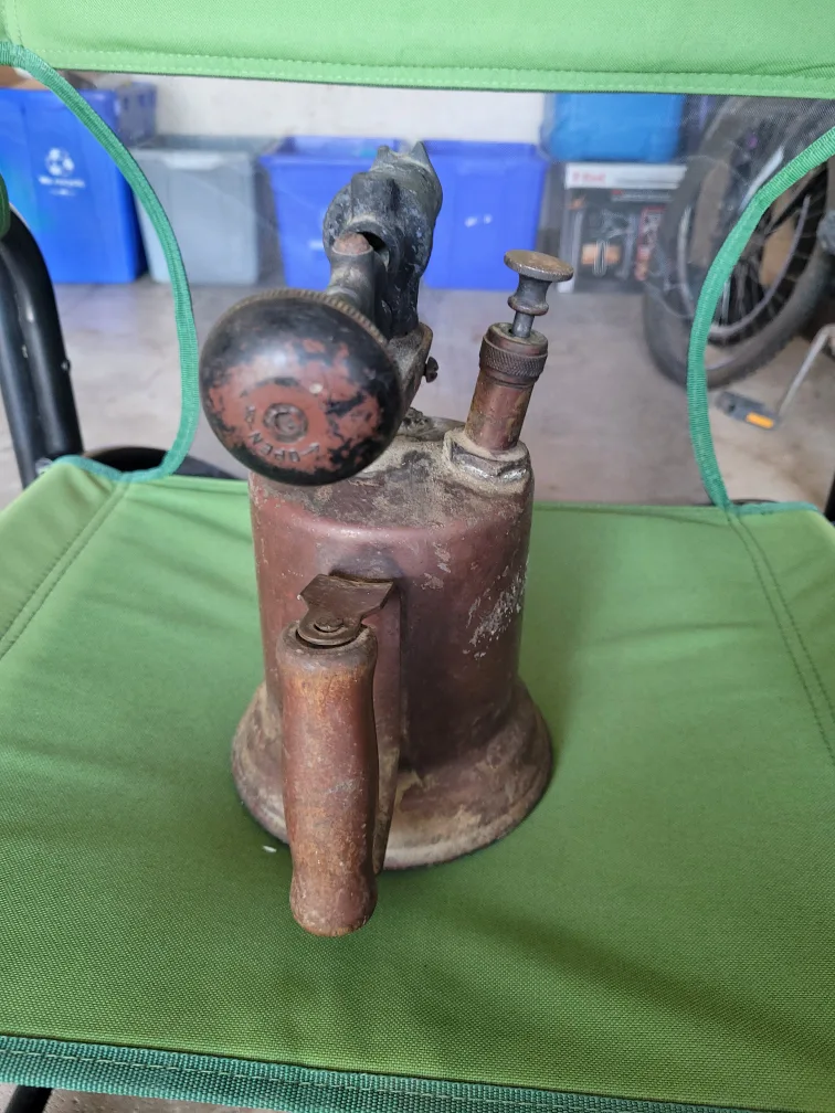 Vintage Blow Torch image indicator(2)