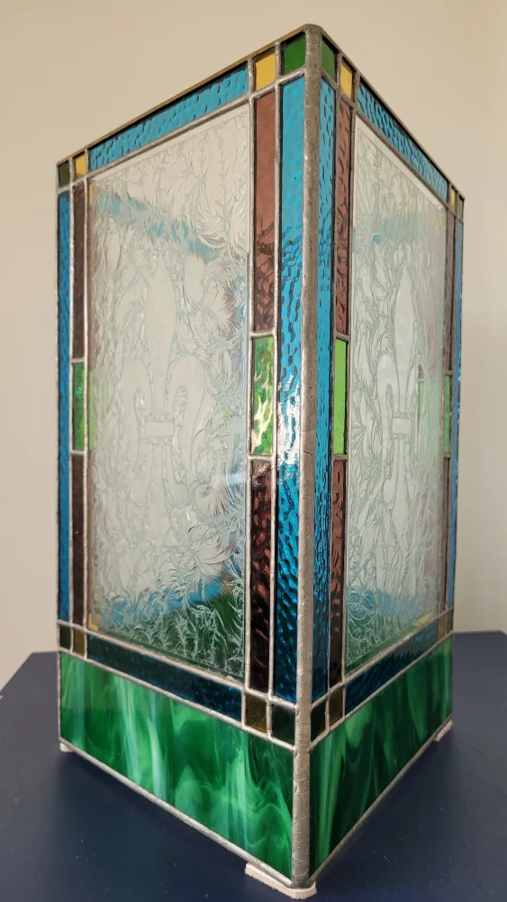 Stained Glass Waste Bin 🇨🇦 thumbnail