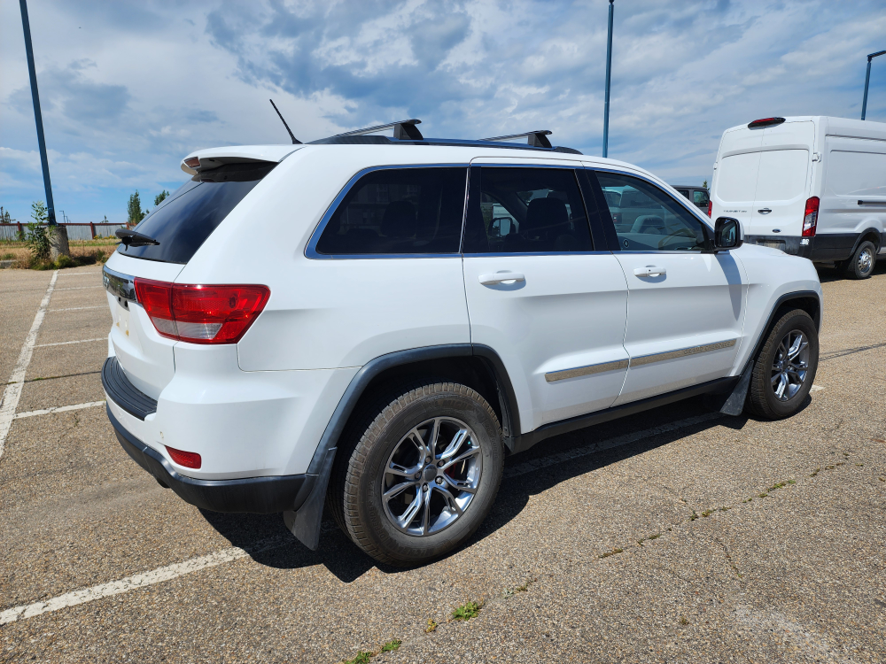2013 Grand Cherokee Larado - photo 4