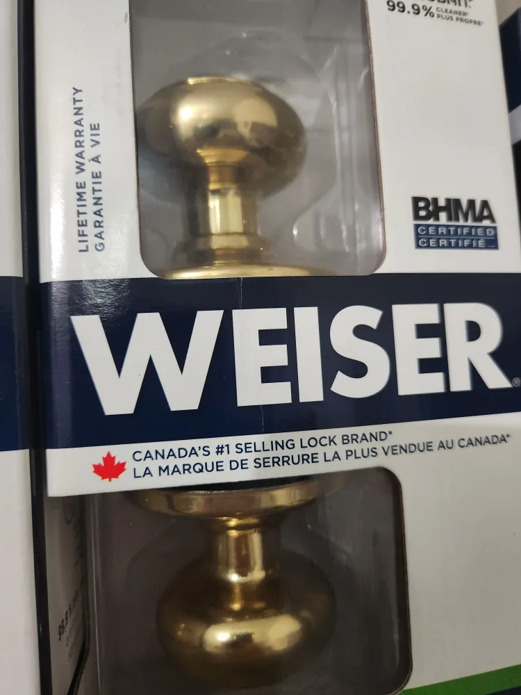 Weiser Passage Doorknob - New in Box! image indicator(2)