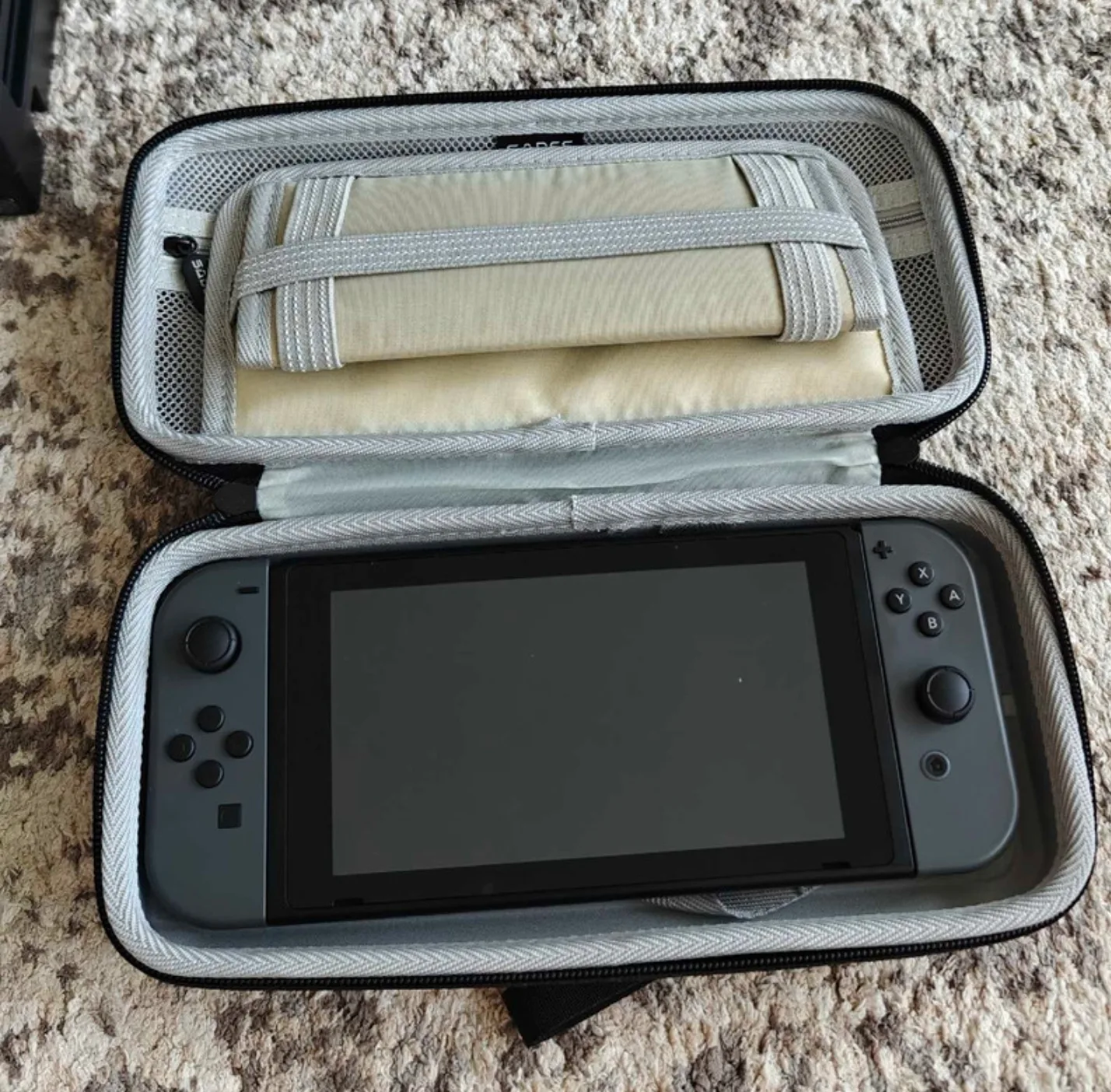 Nintendo Switch Bundle (Version 2) (like new, barely used) image indicator(5)