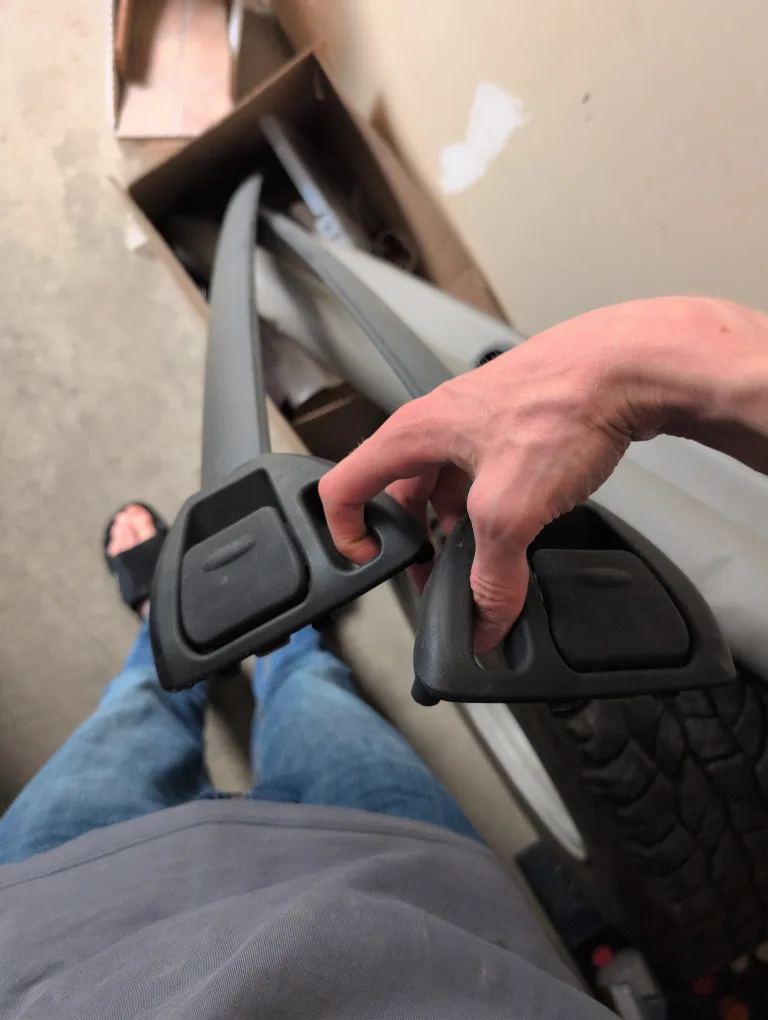 2002 GMC Envoy Roof Rack Rails thumbnail