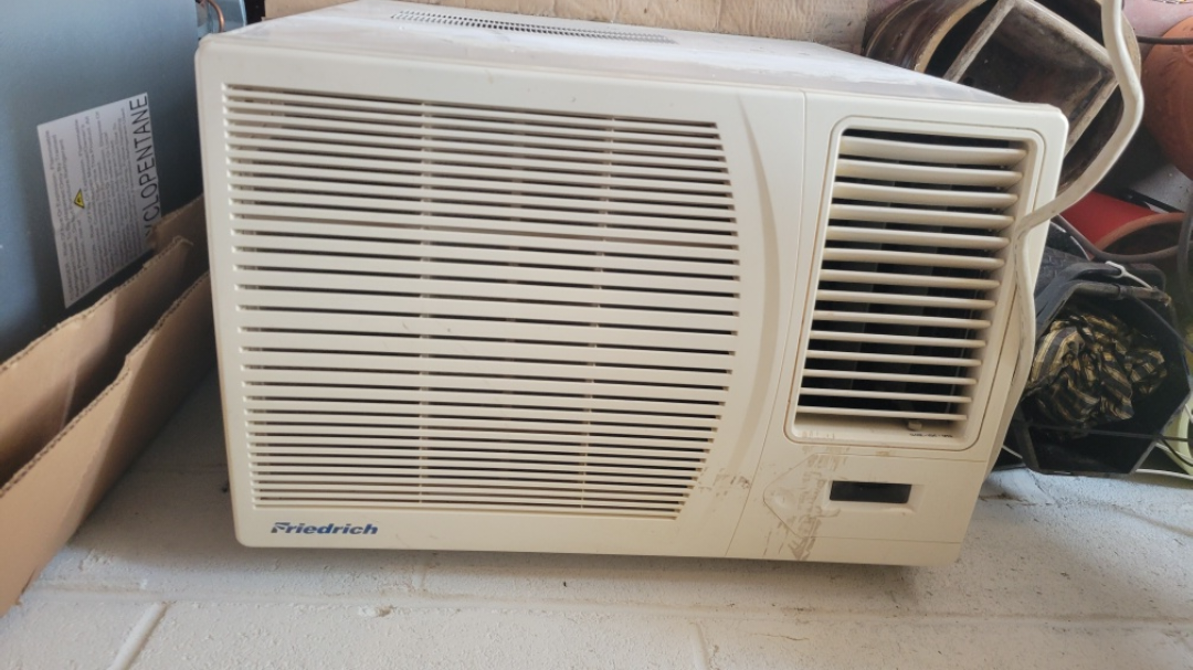 Friedrich CP14N10 Window Air Conditioner