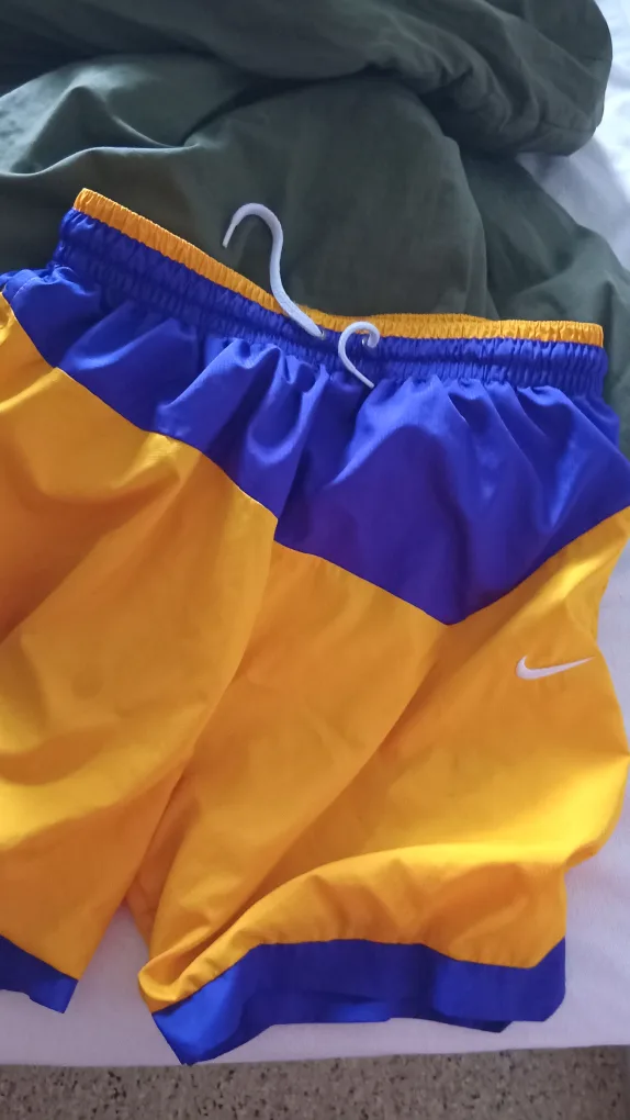 Nike lakers short yellow purple thumbnail