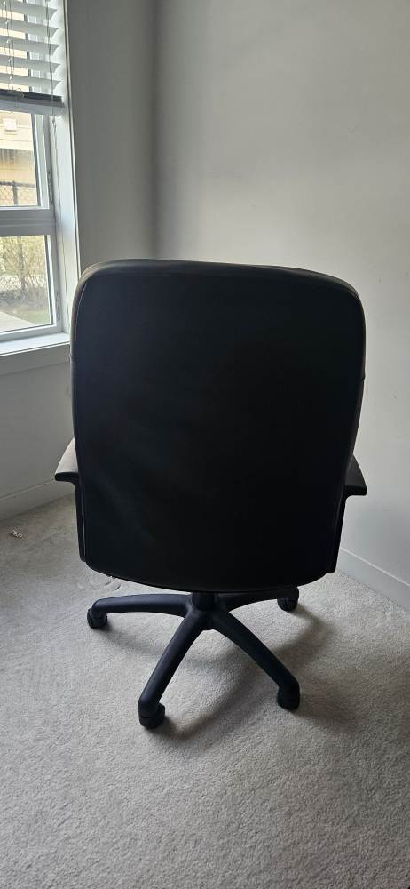 Black Office Chair - photo 4