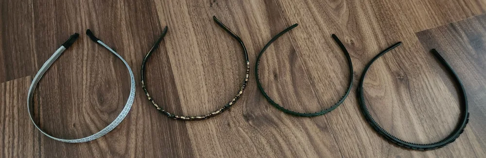 Set of 4 Headbands - Silver, Leopard, Green, Black image indicator(4)