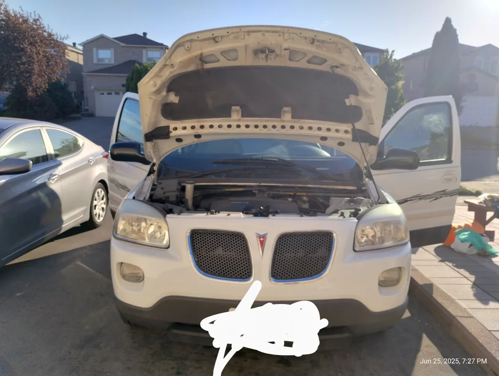 2007 Pontiac Montana SV6 Minivan image indicator(2)