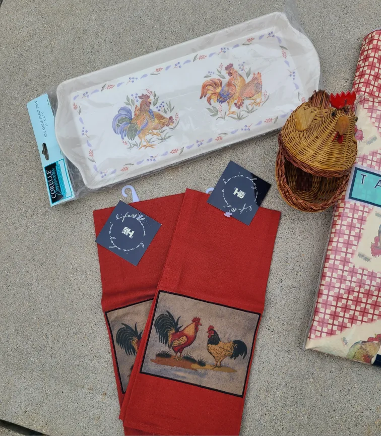 Rooster Kitchen Decor Lot image indicator(2)