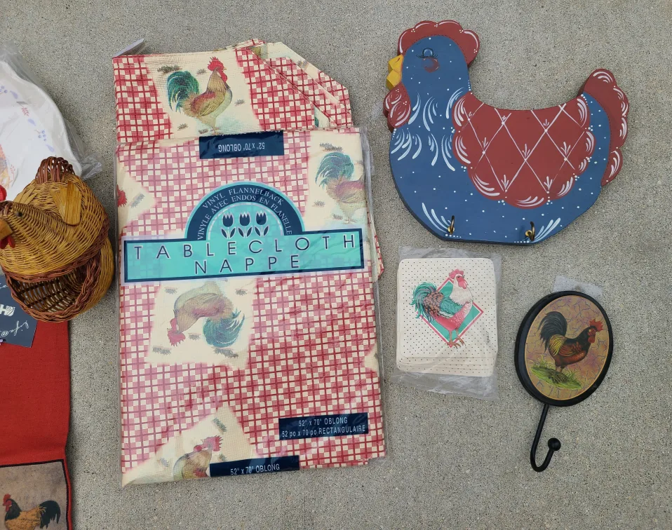 Rooster Kitchen Decor Lot image indicator(3)